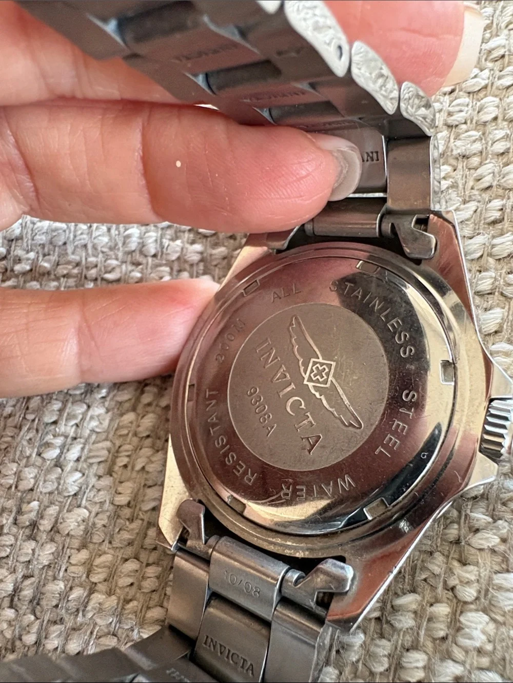 INVICTA WATCH - never worn. Needs battery.